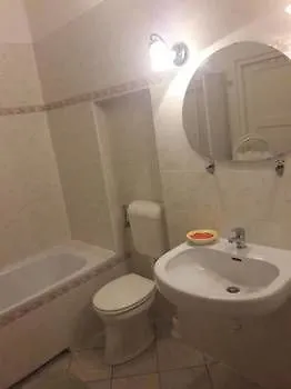 Hotel Ozone Private Rooms And Hostel Budapest