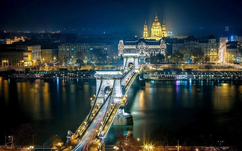 Ozone Private Rooms And Hostel Budapest Hotel